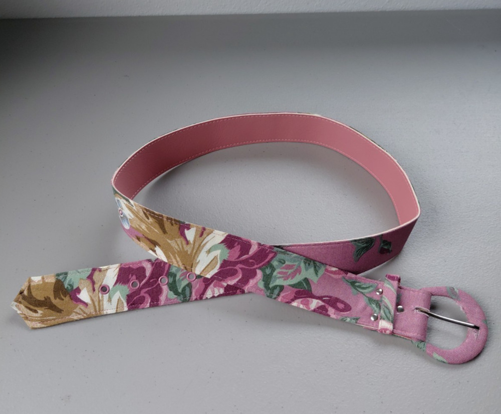 VTG Waist Belt 1980's Pink Floral Size 33-36" Cottagecore Romantic 1.5" Wide